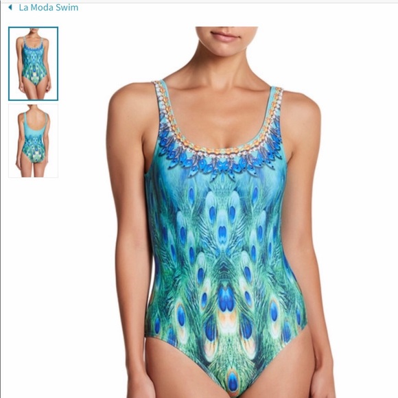 la moda swimwear